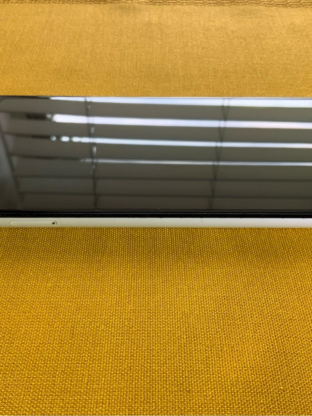 Google Pixel 3a XL (Works Perfectly)